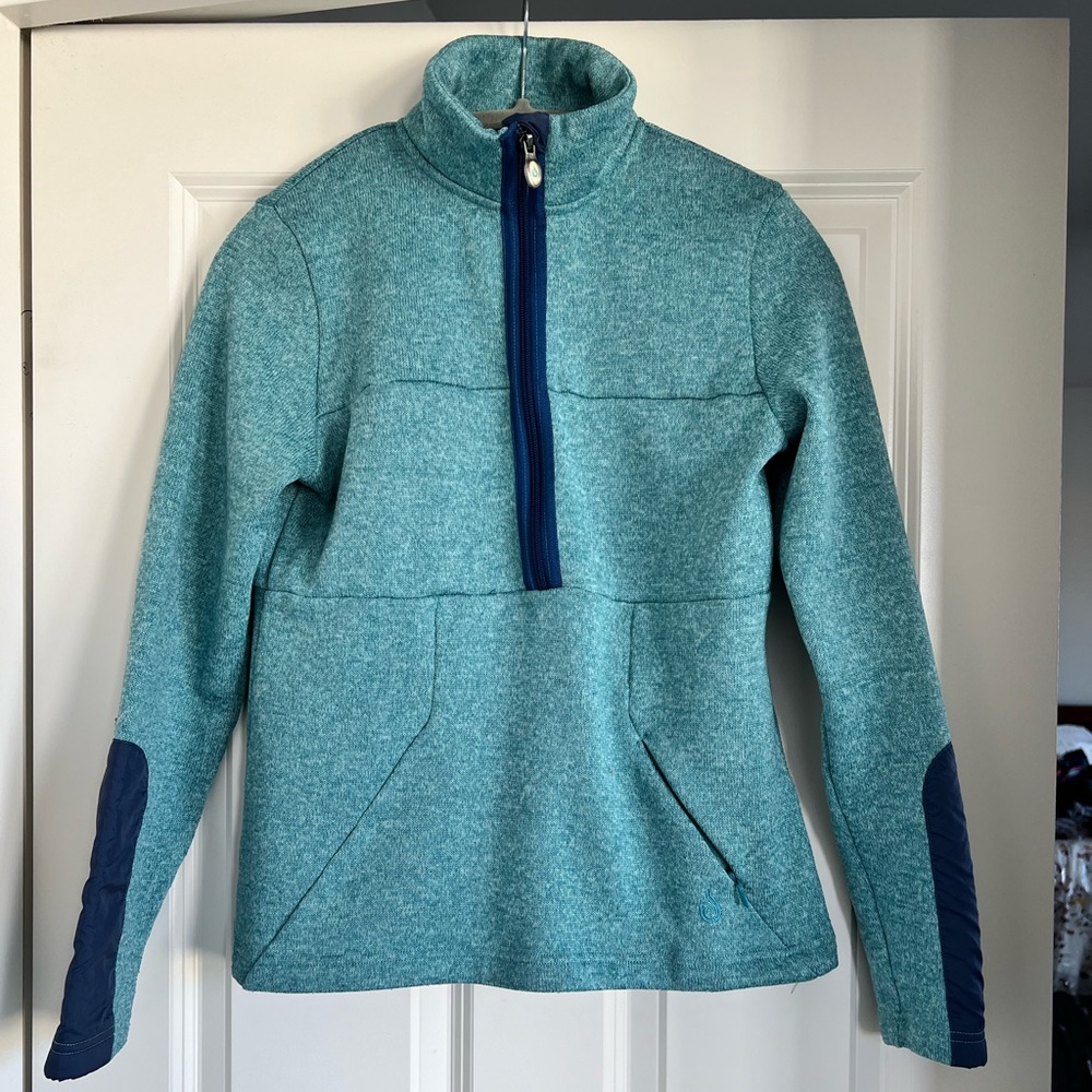 Isis pullover